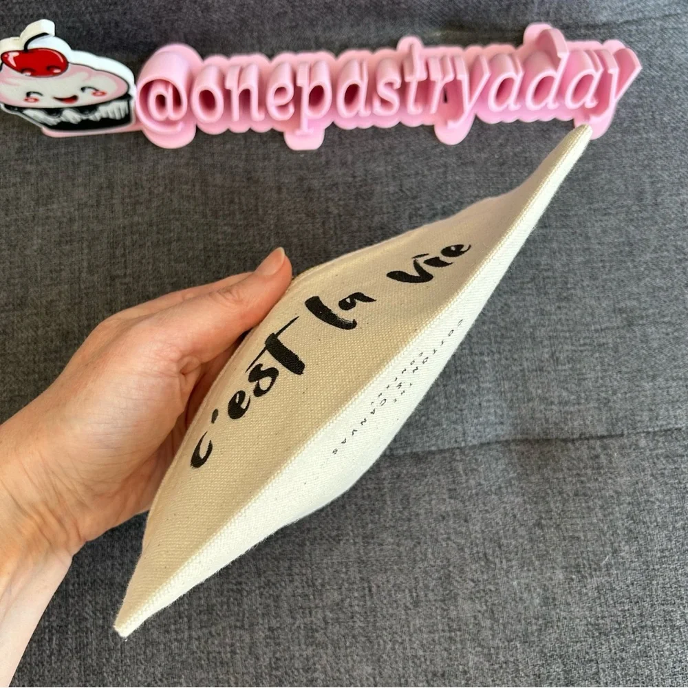Canvas “c’est la vie” Pencil, Travel Mini Pouch, Cream, Black